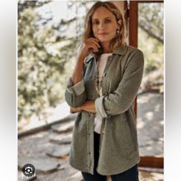 J Jill knit quilted lightweight jacket .  Size Sm - Picture 2 of 7